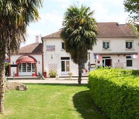 Auberge De Lamagistère Eksteriør billede