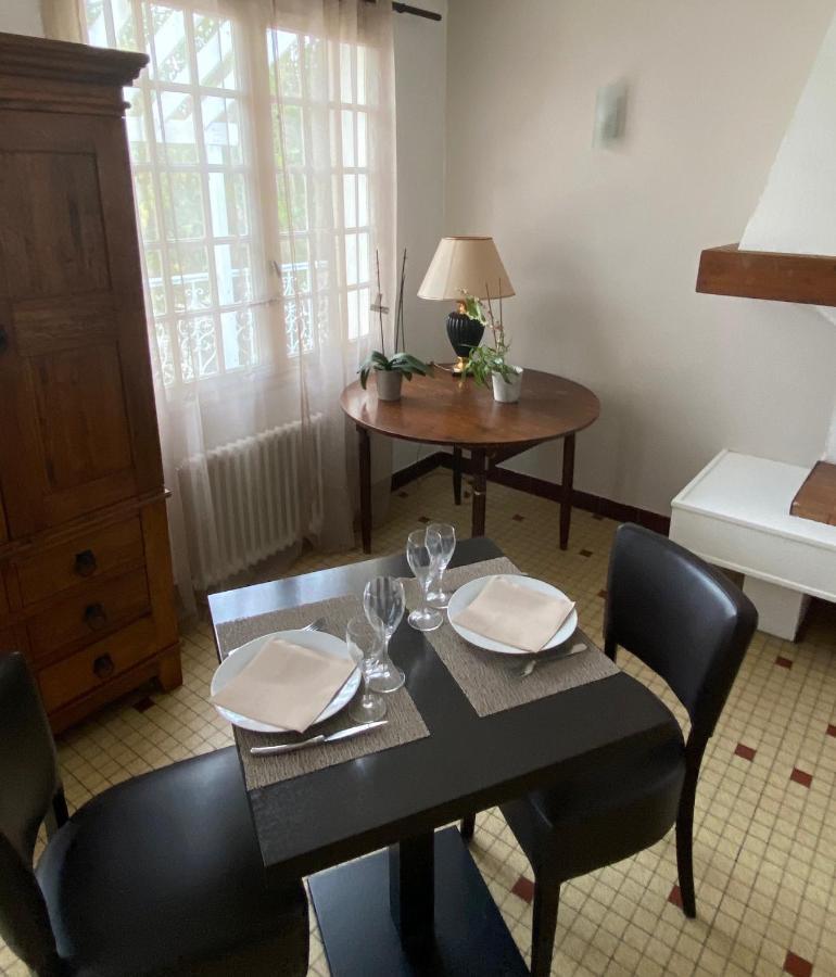 Auberge De Lamagistère Eksteriør billede