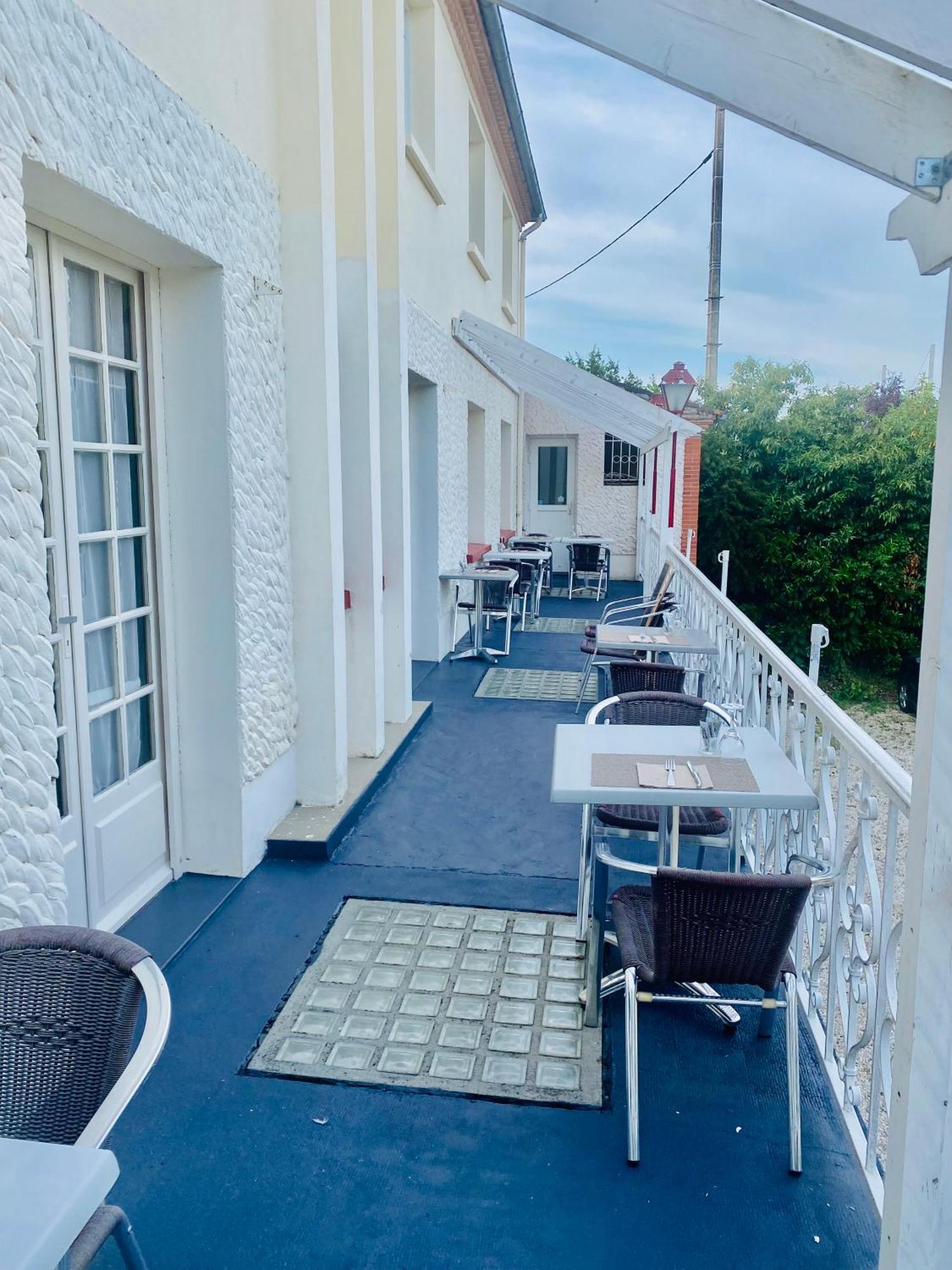 Auberge De Lamagistère Eksteriør billede